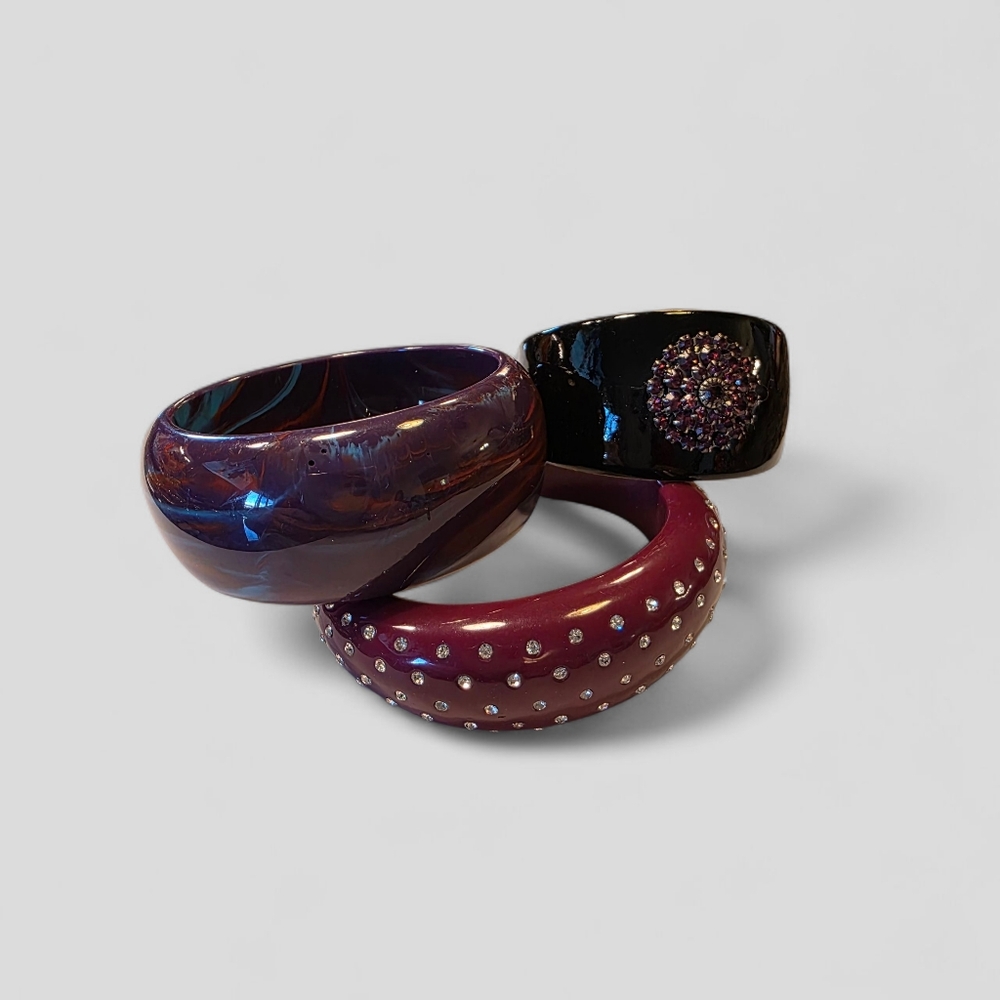 SALE!! Bangle Bracelets in Shades of Burgundy